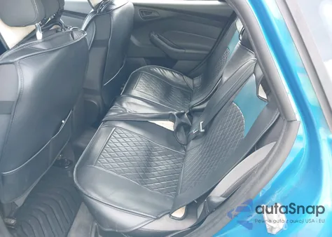 2012 Ford Focus Se z USA, uszkodzony, nr VIN 1FAHP3F25CL242574